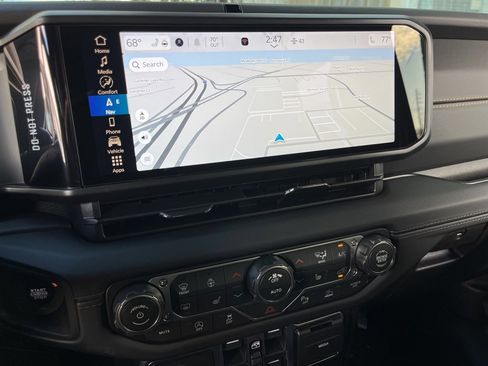 New 2026 Jeep Wrangler Sahara image 34