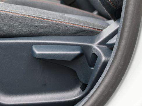 Used 2022 Ford Maverick XLT w/ Equipment Group 300A Standard image 9