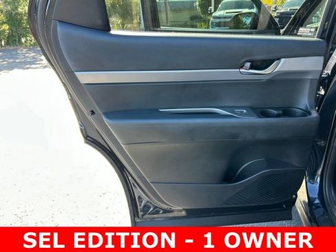 Used 2022 Hyundai Palisade SEL FWD image 13