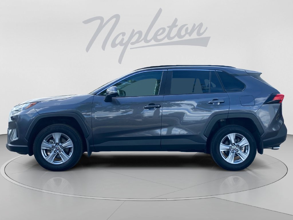 Used 2024 Toyota RAV4 XLE w/ Convenience Package FWD image 2
