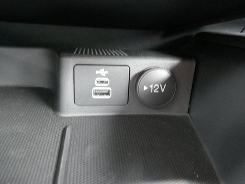 New 2025 Ford Escape ST-Line Elite image 16