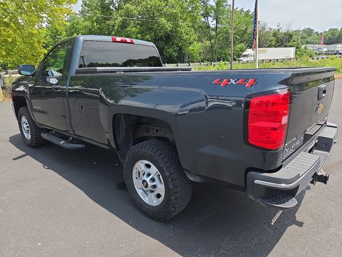 Used 2018 Chevrolet Silverado 2500 W/T w/ WT Convenience Package AWD/4WD image 5