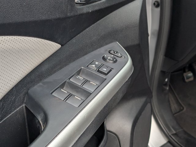 Used 2015 Honda CR-V EX-L image 16