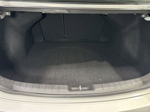 Used 2019 Hyundai Elantra SE FWD image 26