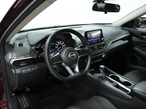 Used 2024 Nissan Altima 2.5 SV image 26