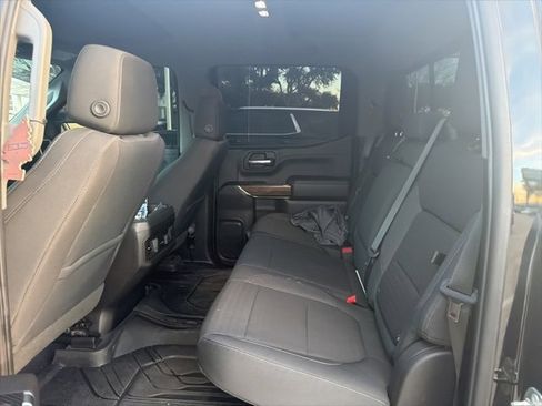 Used 2019 Chevrolet Silverado 1500 LT Trail Boss image 4