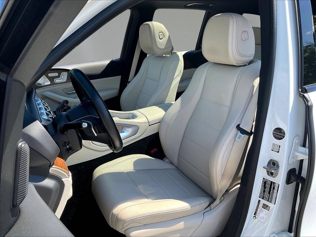 Certified 2025 Mercedes-Benz GLE 450 4MATIC w/ AMG Line Exterior image 23