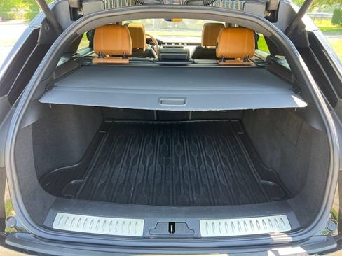 Used 2019 Land Rover Range Rover Velar R-Dynamic SE AWD/4WD image 30