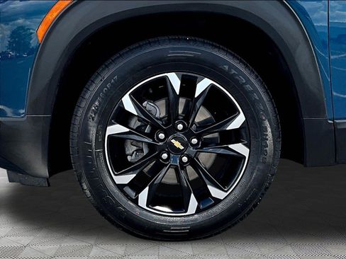 Used 2021 Chevrolet TrailBlazer LT w/ Sun and Liftgate Package FWD image 34