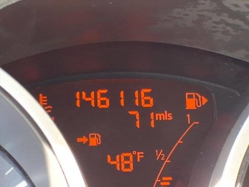 Used 2011 Nissan Juke SV image 27