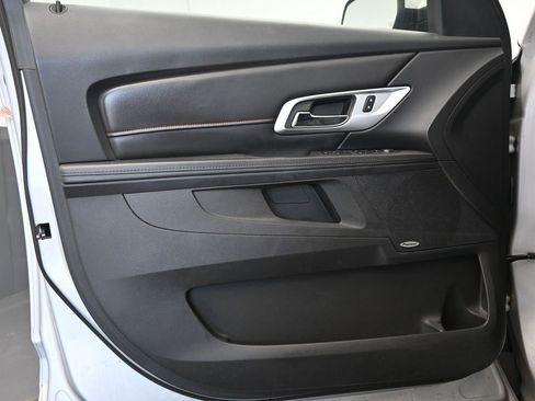 Used 2017 GMC Terrain SLE w/ Convenience Package image 22