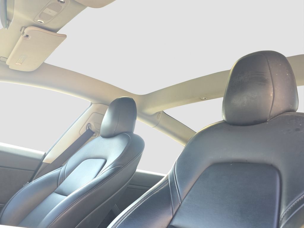 Used 2022 Tesla Model 3 Long Range AWD/4WD image 8