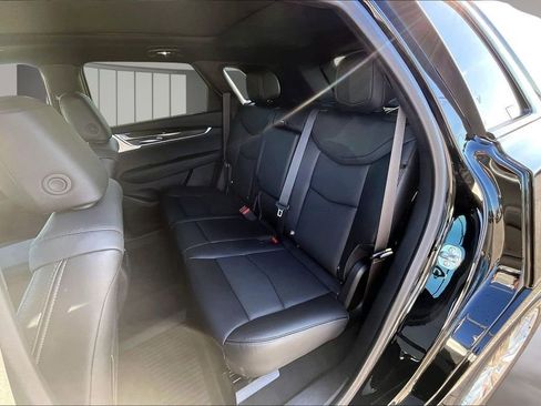 New 2026 Cadillac XT5 Sportv w/ LPO, Floor Liner Package AWD/4WD image 10