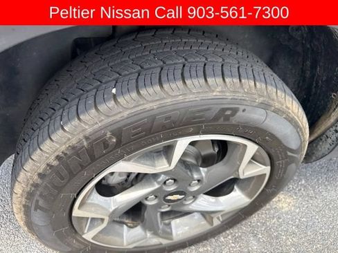 Used 2024 Chevrolet Trax LT w/ LT Convenience Package FWD image 8