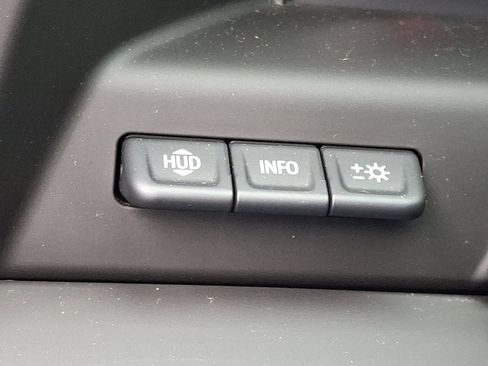 Used 2023 GMC Sierra 1500 AT4 w/ Technology Package image 26