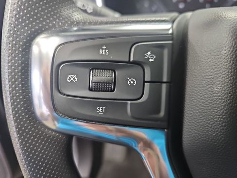 Used 2025 Chevrolet Blazer LT AWD/4WD image 16
