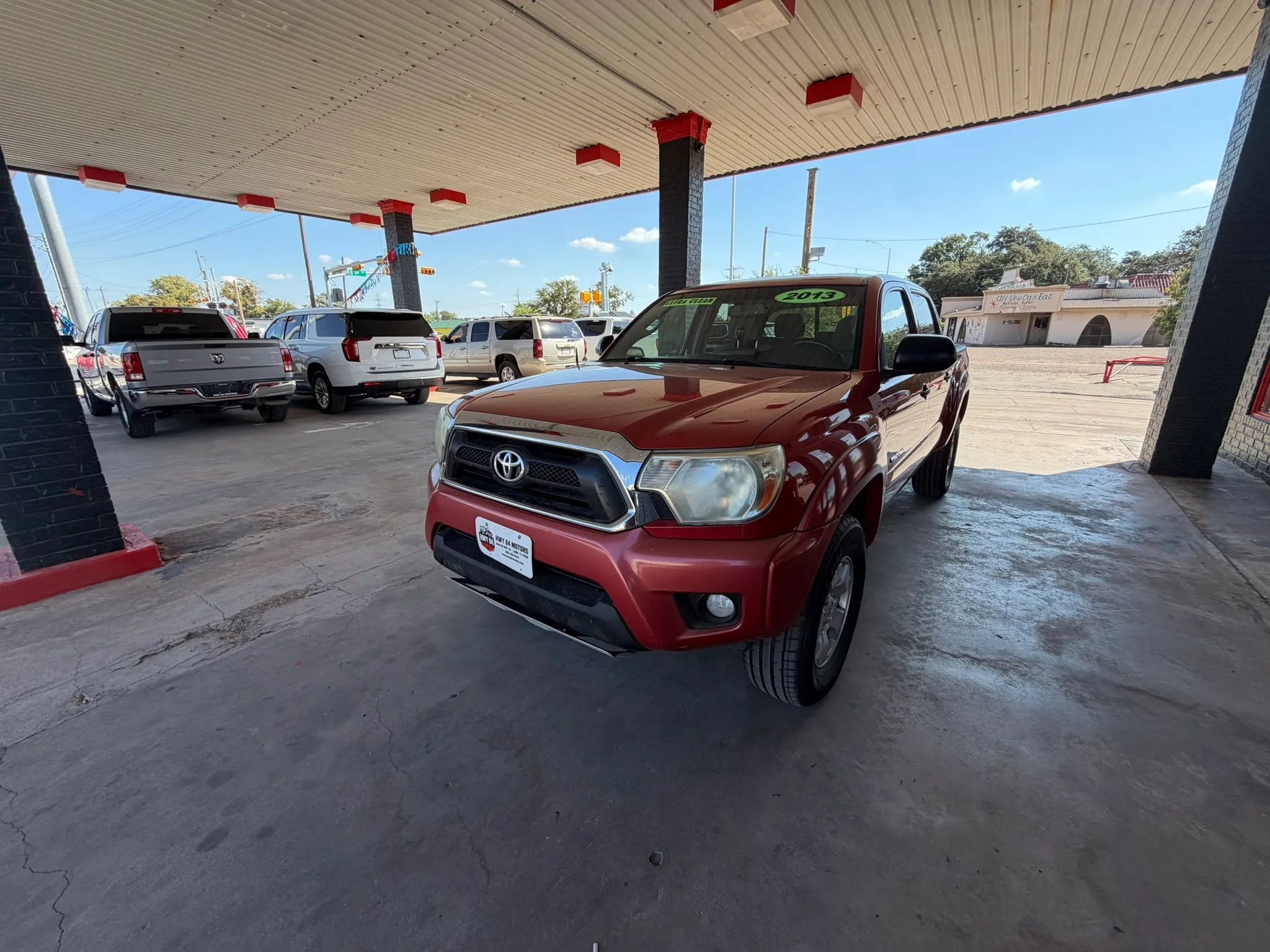 Used 2013 Toyota Tacoma PreRunner w/ TRD Off-Road Pkg RWD image 2