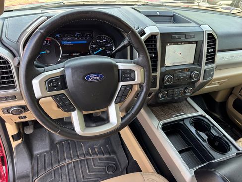 Used 2019 Ford F250 Lariat w/ FX4 Off-Road Package image 11