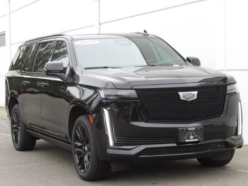 Used 2022 Cadillac Escalade ESV Sport w/ Touring Package AWD/4WD image 2