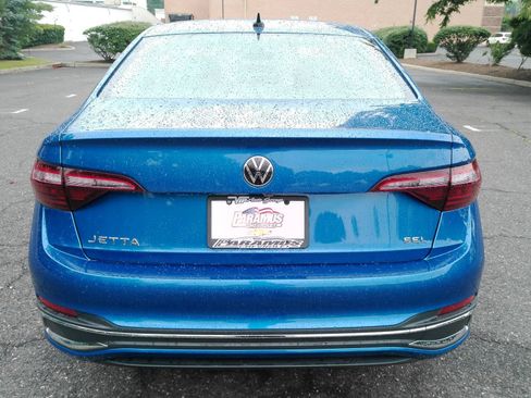 Used 2024 Volkswagen Jetta SEL FWD image 7