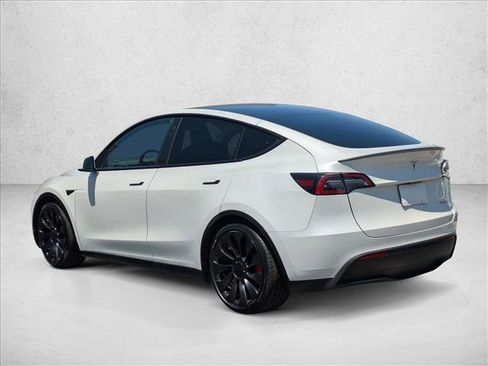 Used 2023 Tesla Model Y Performance AWD/4WD image 8