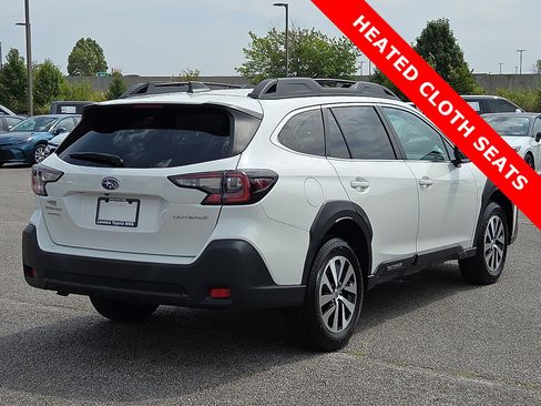 Used 2023 Subaru Outback Premium AWD/4WD image 5