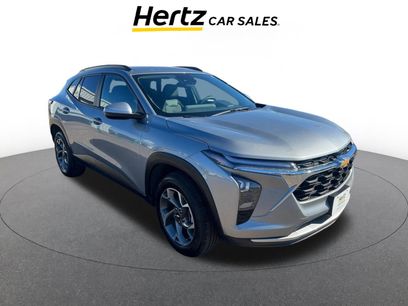 Used 2025 Chevrolet Trax LT