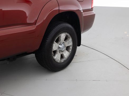 Used 2007 Toyota 4Runner SR5 AWD/4WD image 20