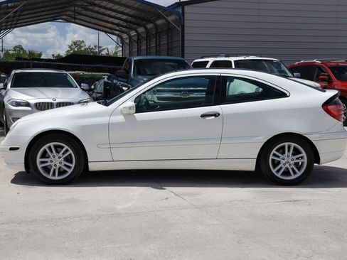 Used 2002 Mercedes-Benz C 230 Coupe image 4