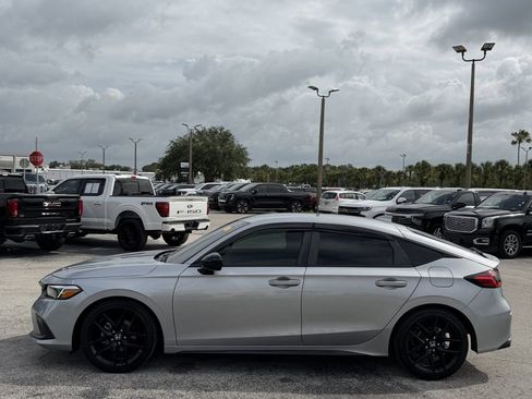 Used 2024 Honda Civic Sport image 9