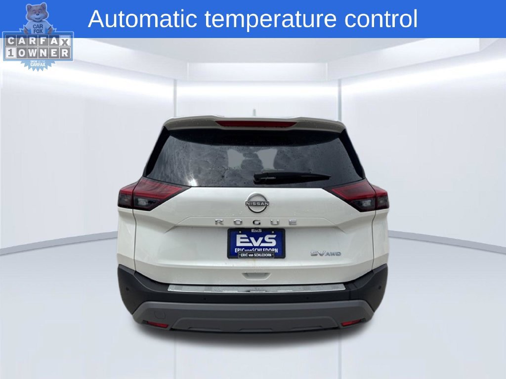Used 2023 Nissan Rogue SV AWD/4WD image 4