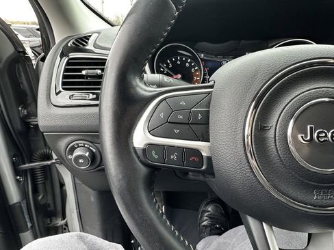 Used 2020 Jeep Compass Limited image 26