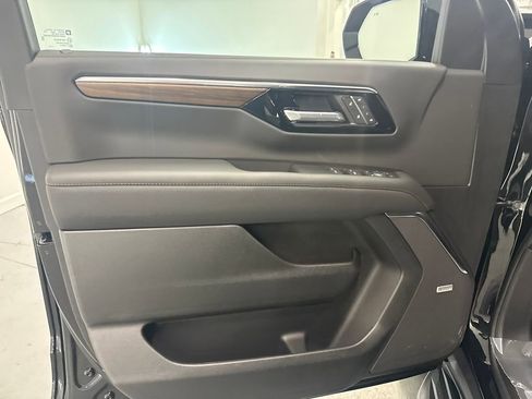 New 2026 Chevrolet Tahoe High Country RWD image 11