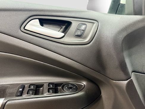 Used 2017 Ford Escape SE AWD/4WD image 14