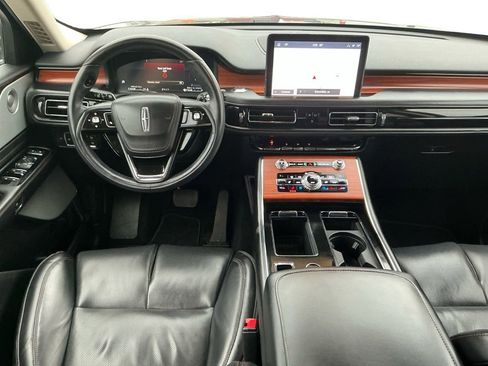 Used 2020 Lincoln Aviator Reserve w/ Equipment Group 202A image 17