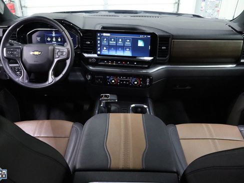 Used 2023 Chevrolet Silverado 1500 High Country image 28
