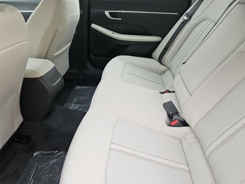 Used 2025 Hyundai Sonata SEL image 21