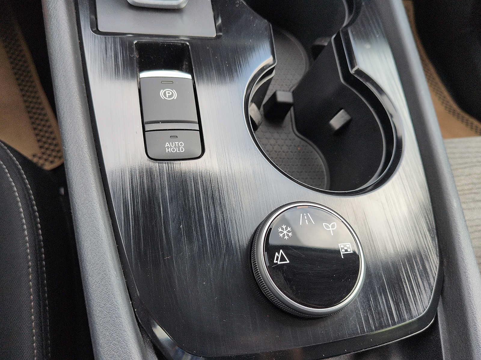 Used 2023 Nissan Rogue SV AWD/4WD image 20
