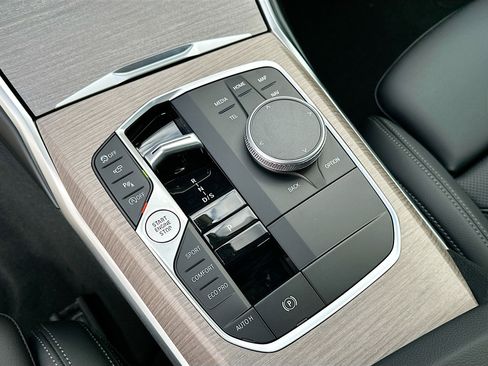 New 2025 BMW 330i 330i w/ Convenience Package image 16