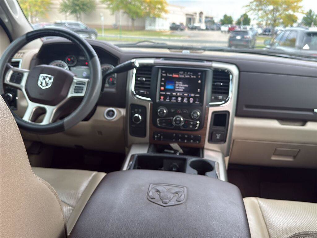 Used 2014 RAM 2500 Laramie w/ Convenience Group AWD/4WD image 11