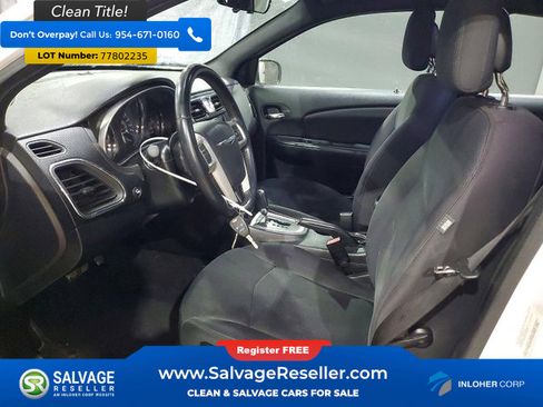 Used 2013 Chrysler 200 Touring image 9