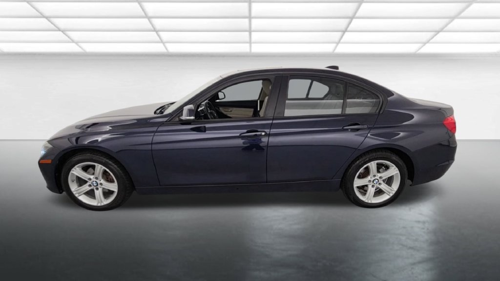 Used 2015 BMW 328i xDrive Sedan AWD/4WD image 3