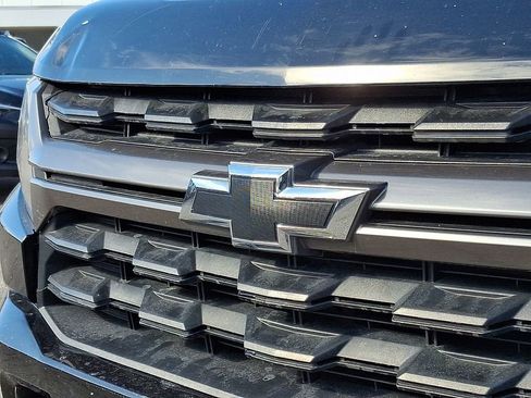 Used 2022 Chevrolet Colorado Z71 AWD/4WD image 30