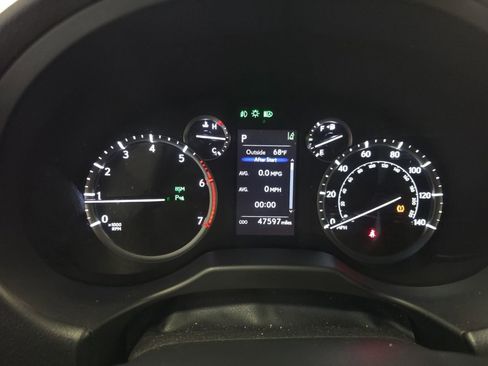 Used 2021 Lexus GX 460 Premium w/ Premium Package AWD/4WD image 13