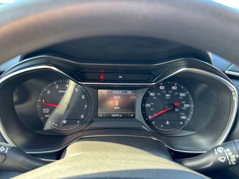 Used 2022 Chevrolet TrailBlazer LT w/ Convenience Package FWD image 14