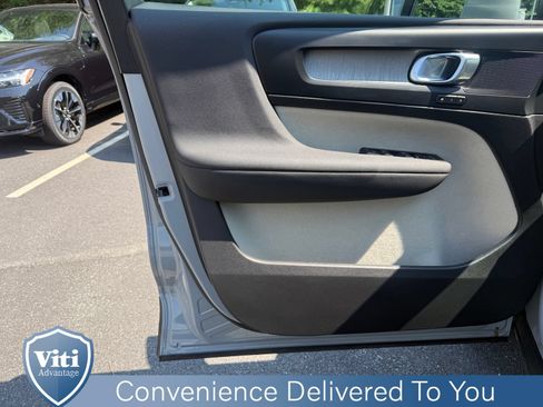 Certified 2024 Volvo XC40 B5 Plus w/ Protection Package Premier AWD/4WD image 16