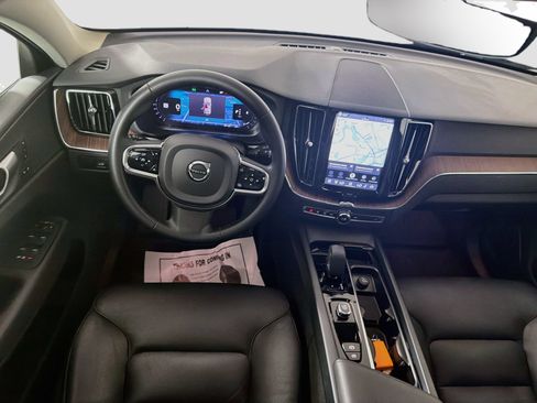 Certified 2024 Volvo XC60 B5 Plus w/ Climate Package AWD/4WD image 24