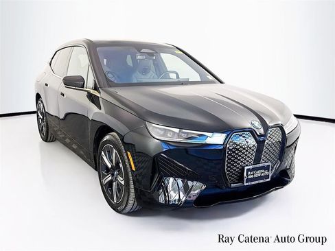 Used 2023 BMW iX xDrive50 w/ Sport Package AWD/4WD image 1