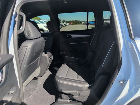 New 2026 Buick Enclave Preferred w/ Power Package image 28