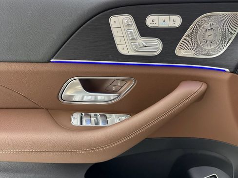 Certified 2026 Mercedes-Benz GLS 450 4MATIC image 13